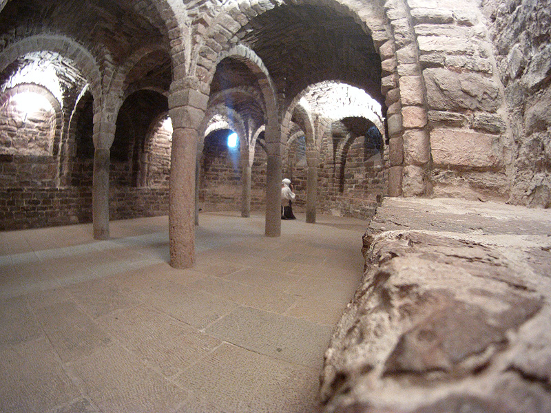 Cripta de la Colegiata de Sant Vicenç