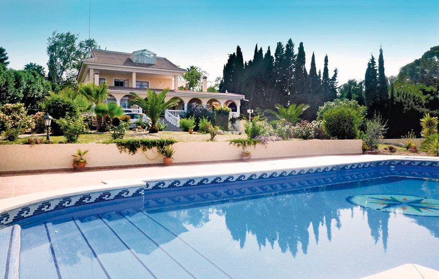 Casa con una espléndida piscina para vacaciones en Málaga
