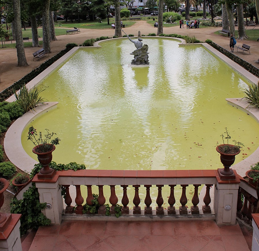 Los jardines del Palau Falguera son un espacio de tranquilidad en medio de la ciudad