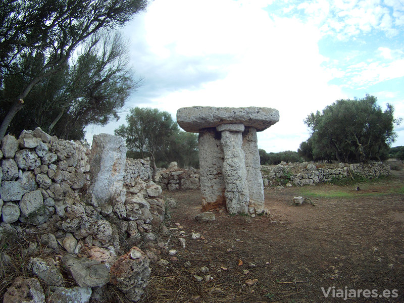 Taula del conjunto de Torretrencada, Menorca