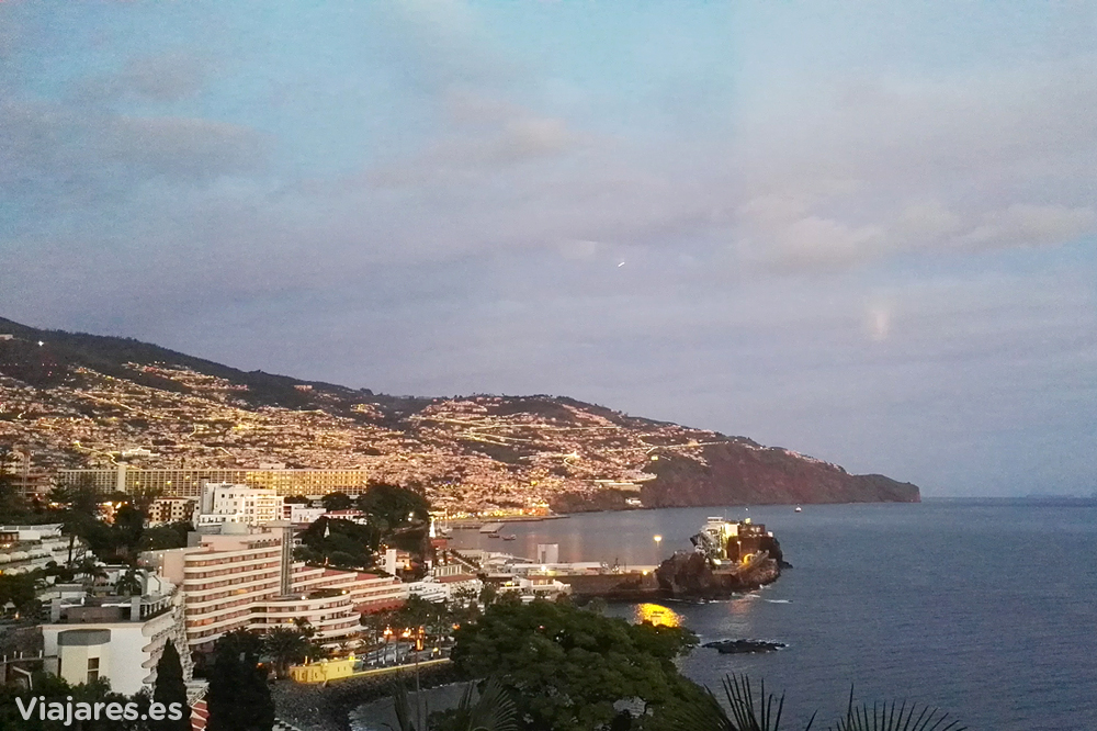 Vistas de Funchal desde el hotel Belmond Reid's Palace
