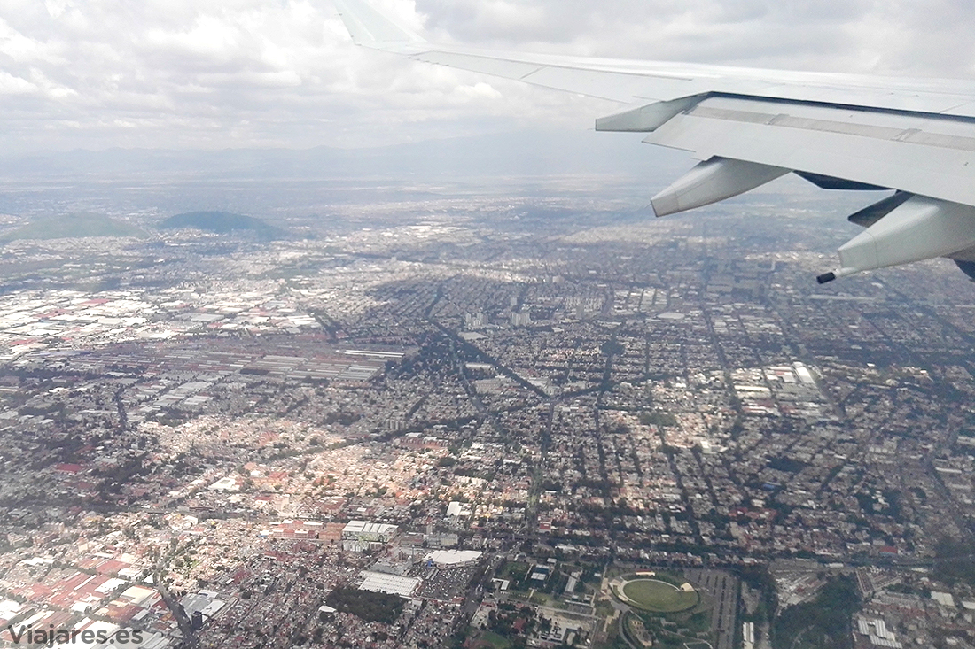Vita aérea de la enorme urbe de Ciudad de Máxico